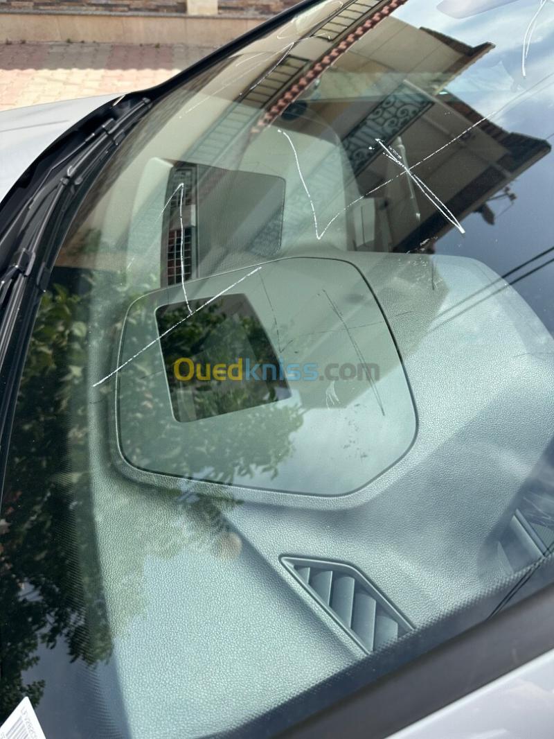 Volkswagen Golf 8 2025 R Black Edition  5
