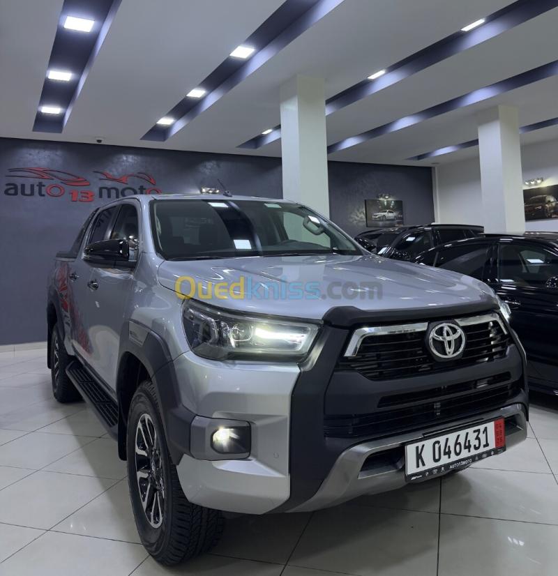 Toyota HILUX 2026 ADVENTURE 2.4 DIESEL 4x4 150cv BVM-6 FULL 4