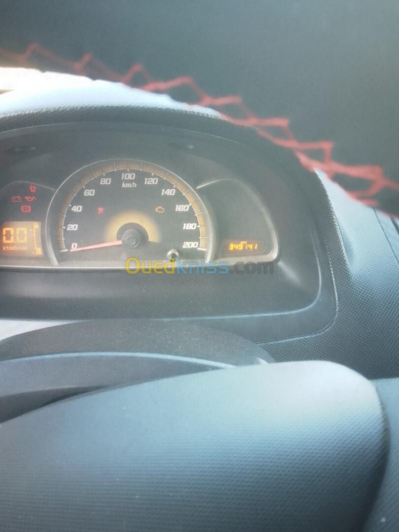 Chevrolet Sail 4 portes 2013 Sail 4 portes 3