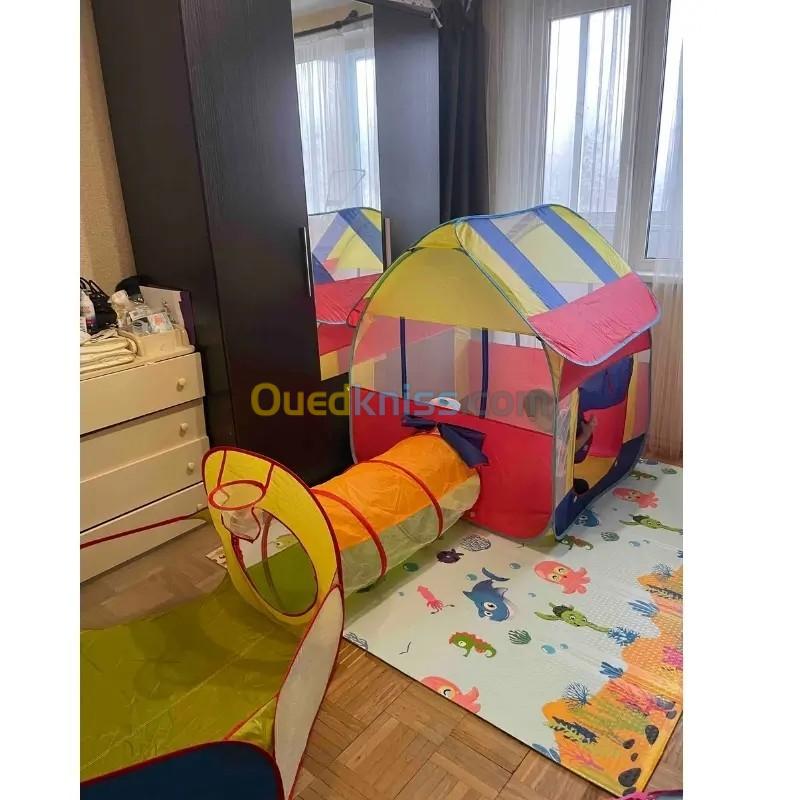  مجموعة منزل ونفق اللعب مع كرة سلة و 50 كرة متعددة الألوان للأطفال Pack Maison et tunnel de jeux