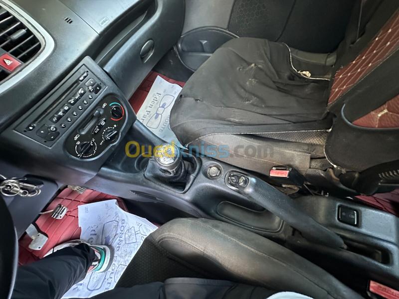 Peugeot 206 Plus 2012 206 Plus 21