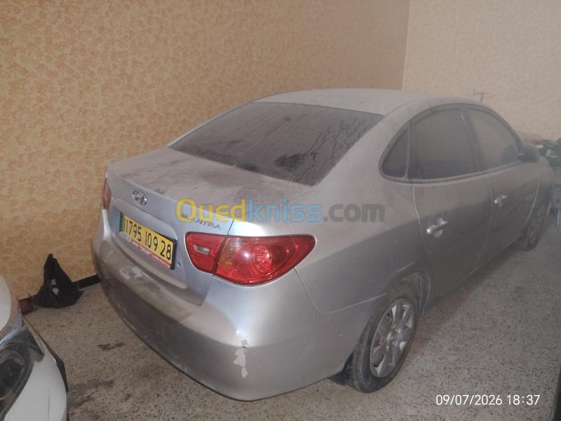 Hyundai Elantra 2009 Elantra 3