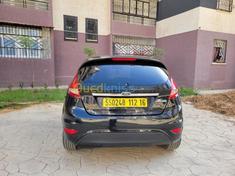 Ford Fiesta 2012 Titanium Sport pack 3