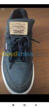  chaussure homme LEVI'S pointure 41 