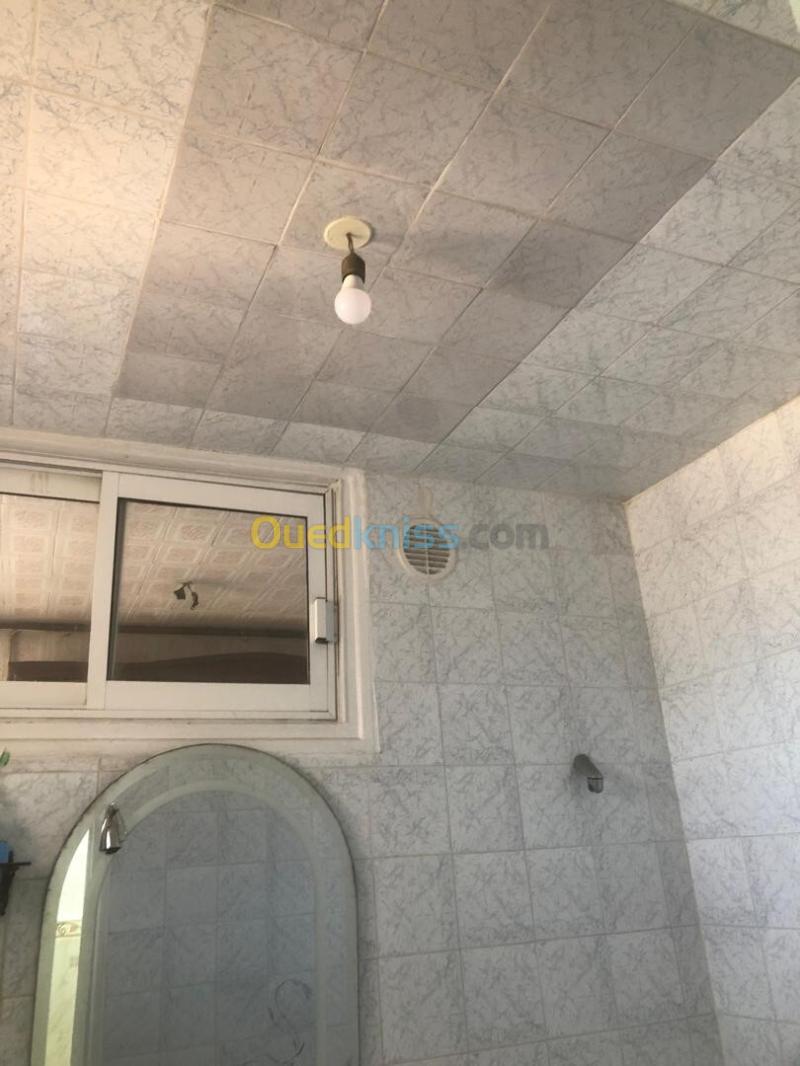 Location Appartement F4 Alger Said hamdine 13