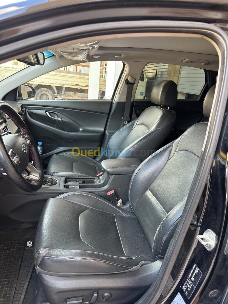 Hyundai i30 2019 Toute options 6