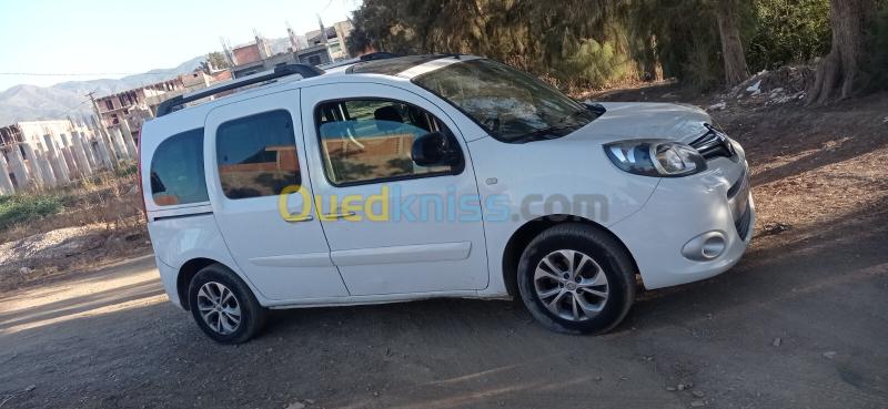 Renault Kangoo 2018 Privilège + 9