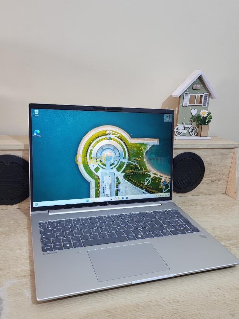 HP EliteBook 660 G11 16'' NoteBook AI PC | INTEL CORE Ultra 5 135U | 32GB RAM | 512 NVMe | INTEL GRAPHICS 7
