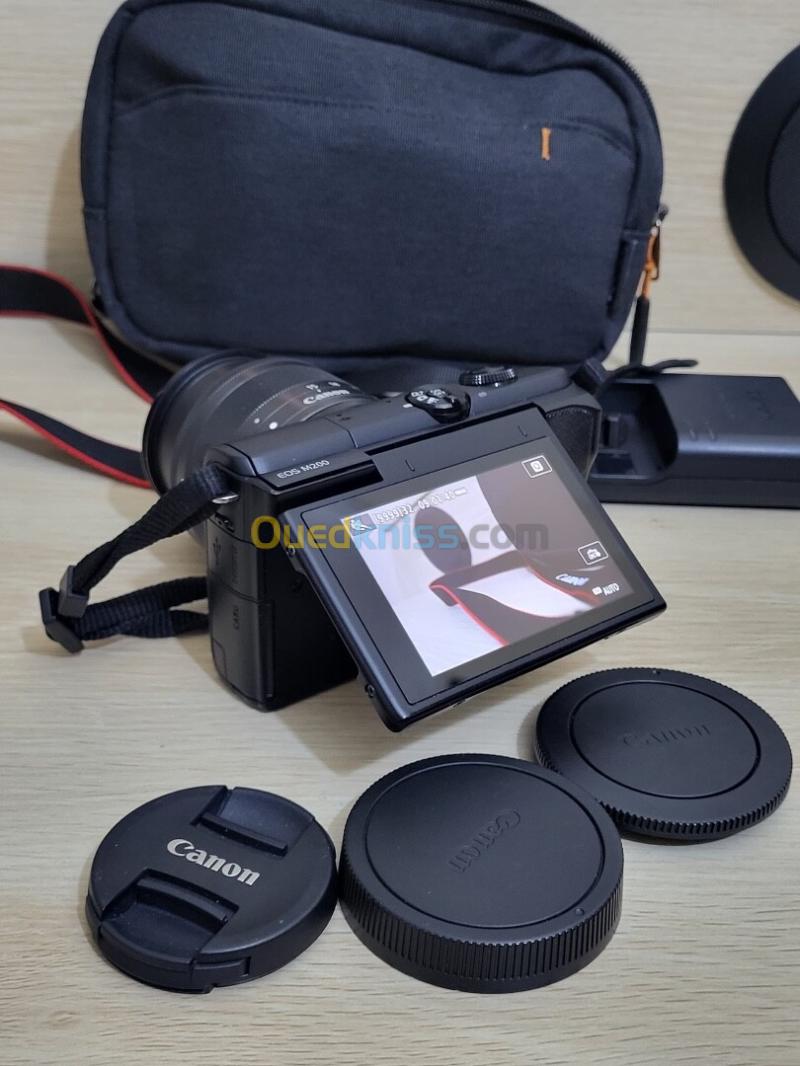 Canon EOS M 200 hybride Vidéo 4K/UHD 30p capteur APS-C de 24Mpx + EF-M 15-45mm f/3,5-6,3 IS STM 4