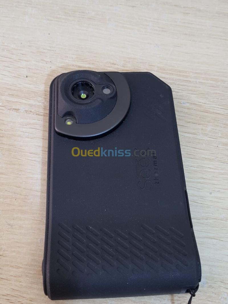Seek Thermal Shot Thermocaméra de Poche Professionnelle avec capteur 206 x 156 Points - Wi-Fi 15