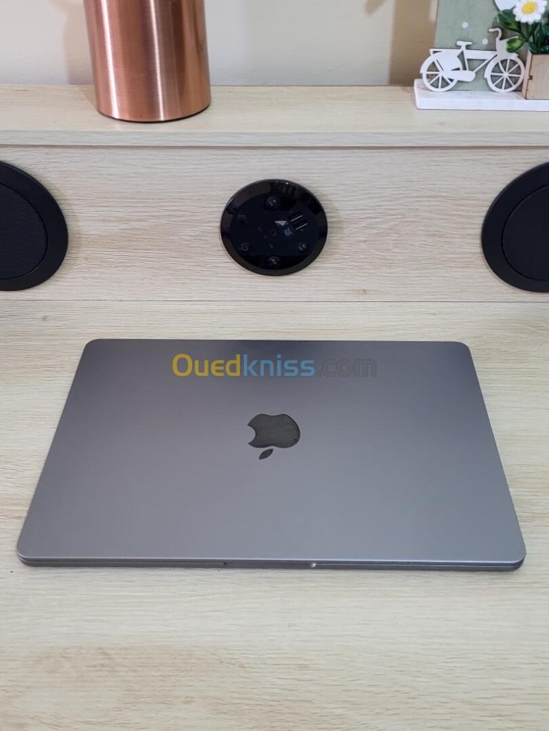 MacBook Air M2 2023 | PUCE M2 8 CPU | GPU 10 COEURS | 8GB RAM | 256GB SSD | CYCLES 61 8