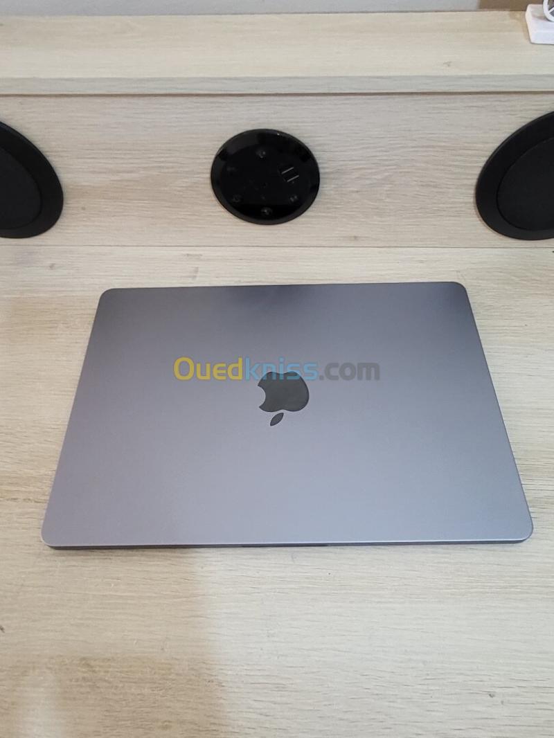 MacBook Air M2 2023 | PUCE M2 8 CPU | GPU 10 COEURS | 8GB RAM | 256GB SSD | CYCLES 67 | MDM BYPASSED 24