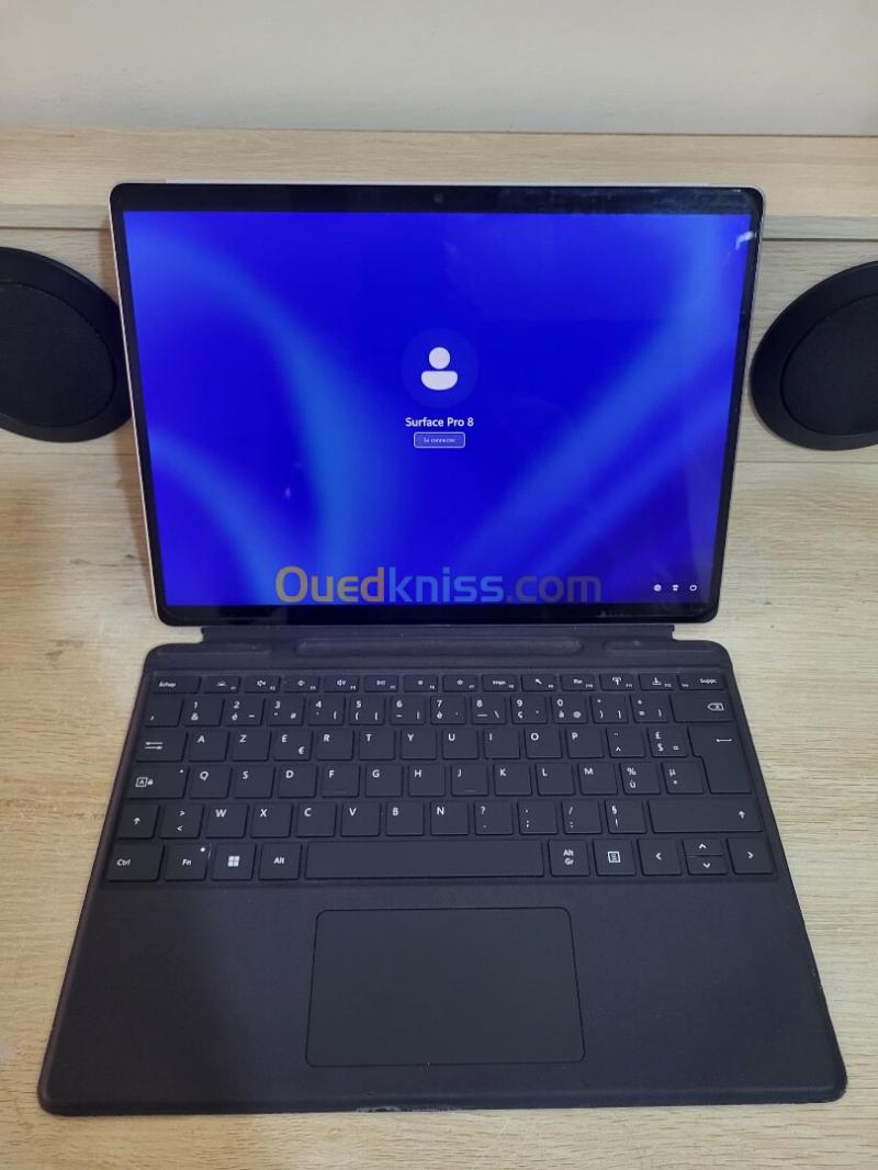 MICROSOFT SURFACE Pro 8 TACTILE - INTEL 11EME GEN i5-1145G7 - 16GB RAM - 256GB SSD - QHD 2880 x 1920 20