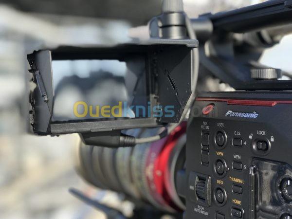 CAMERA PROFESSIONNELLE PANASONIC EVA1 CAPTEUR SUPER 35mm 5.7K 5720 X 3016 VIDEO 4K DE QUALITE CINEMA 6