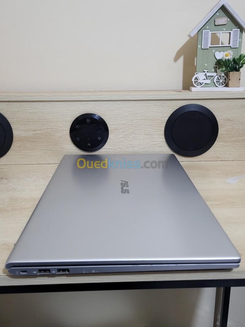 ASUS VivoBook X712F | INTEL CORE i7 8565U | 8GB RAM | 1TB NVMe SSD | INTEL UHD GRAPHICS 34