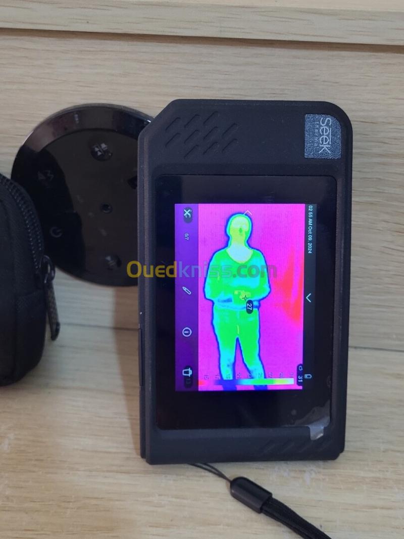 Seek Thermal Shot Thermocaméra de Poche Professionnelle avec capteur 206 x 156 Points - Wi-Fi 5