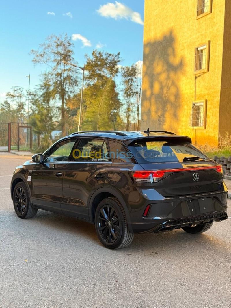 Volkswagen T-Roc 2025 R-line black black 4