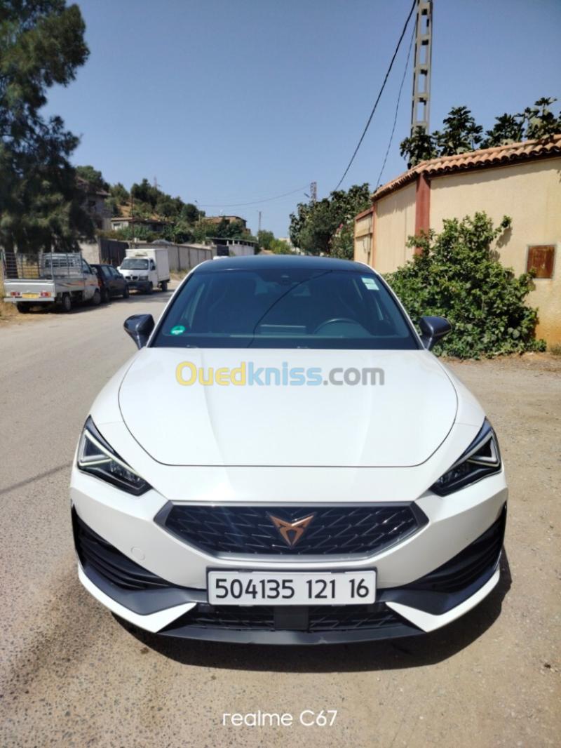 Cupra  Leon 2021 