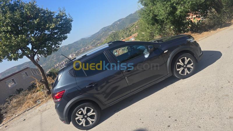 Dacia Sandero 2022 Stepway PRIVILEGE 6
