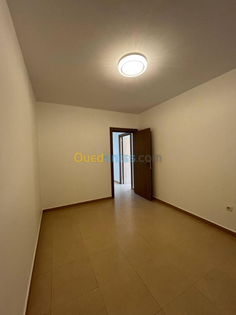 Vente Appartement F4 Oran Oran 33