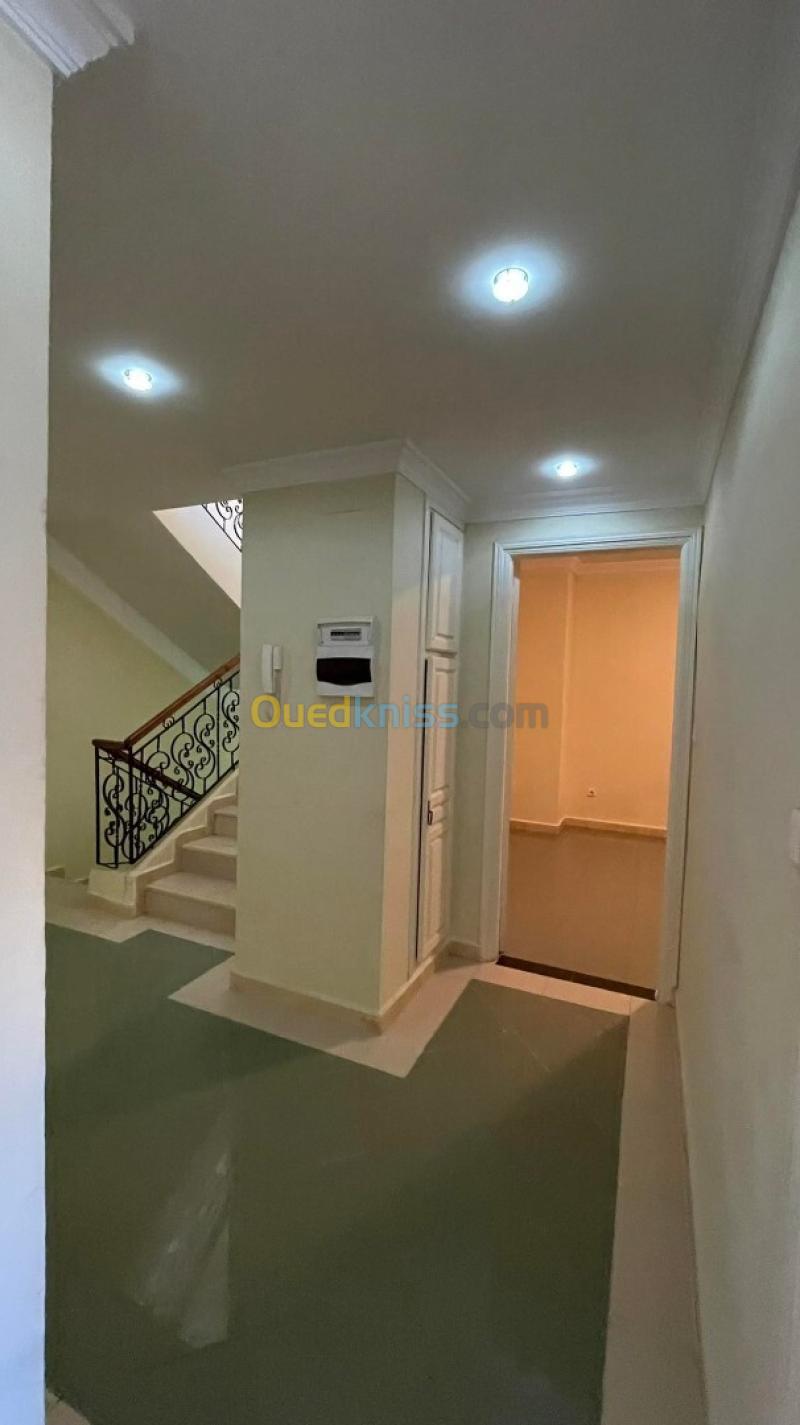 Location Villa Oran Bir el djir 42