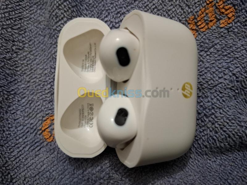 Oreillettes Airpods et plusieurs types de marques cabats (européen).... 14