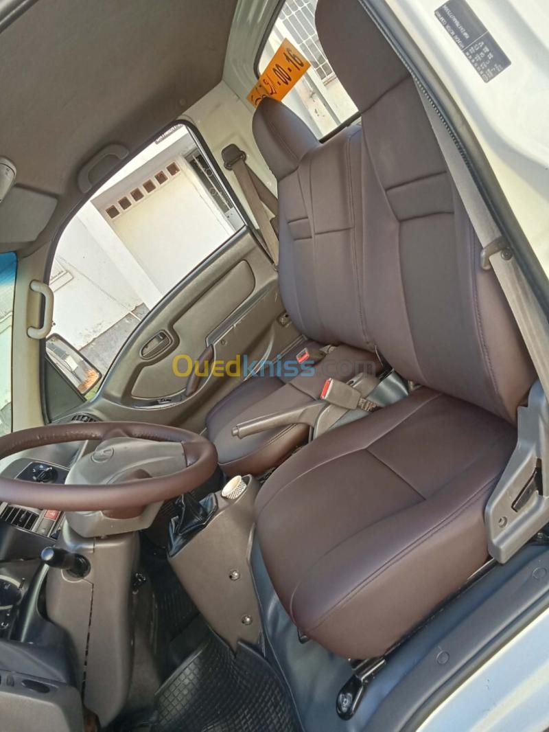 Hyundai H100 2012 7