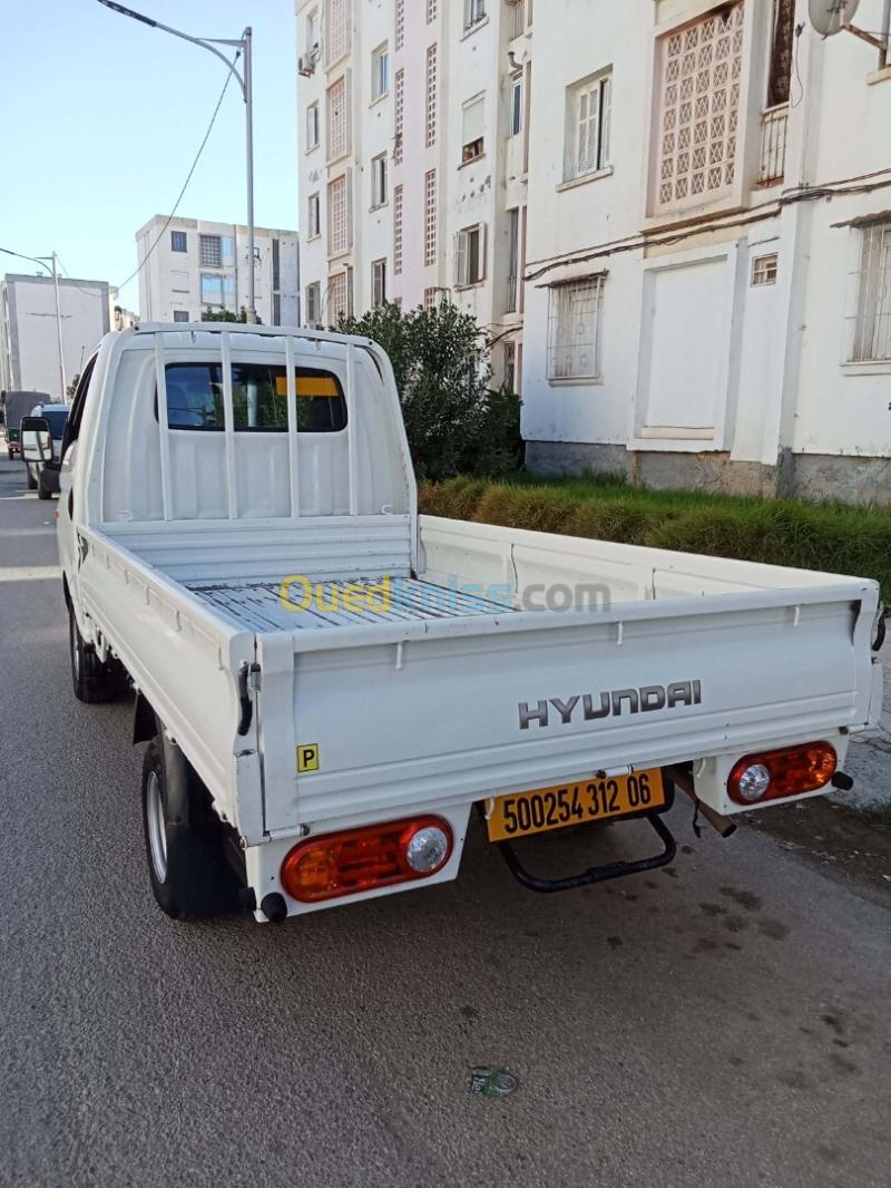Hyundai H100 2012 4