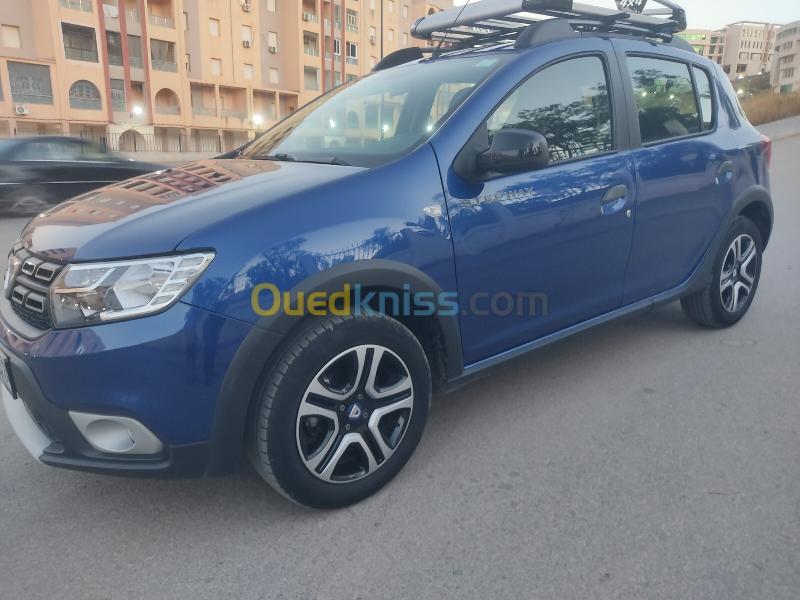 Dacia Sandero 2023  3