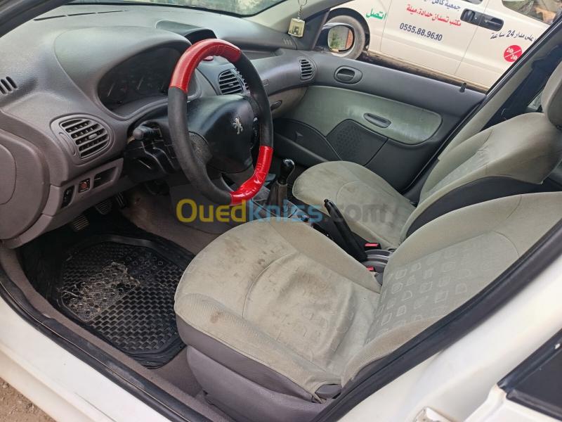 Peugeot 206 2003  7