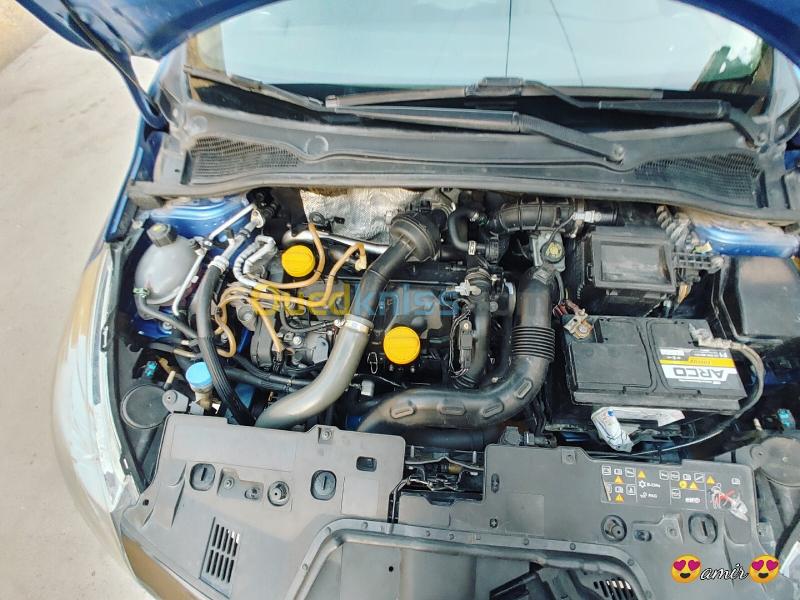 Renault Clio 4 2016 GT Line + 5