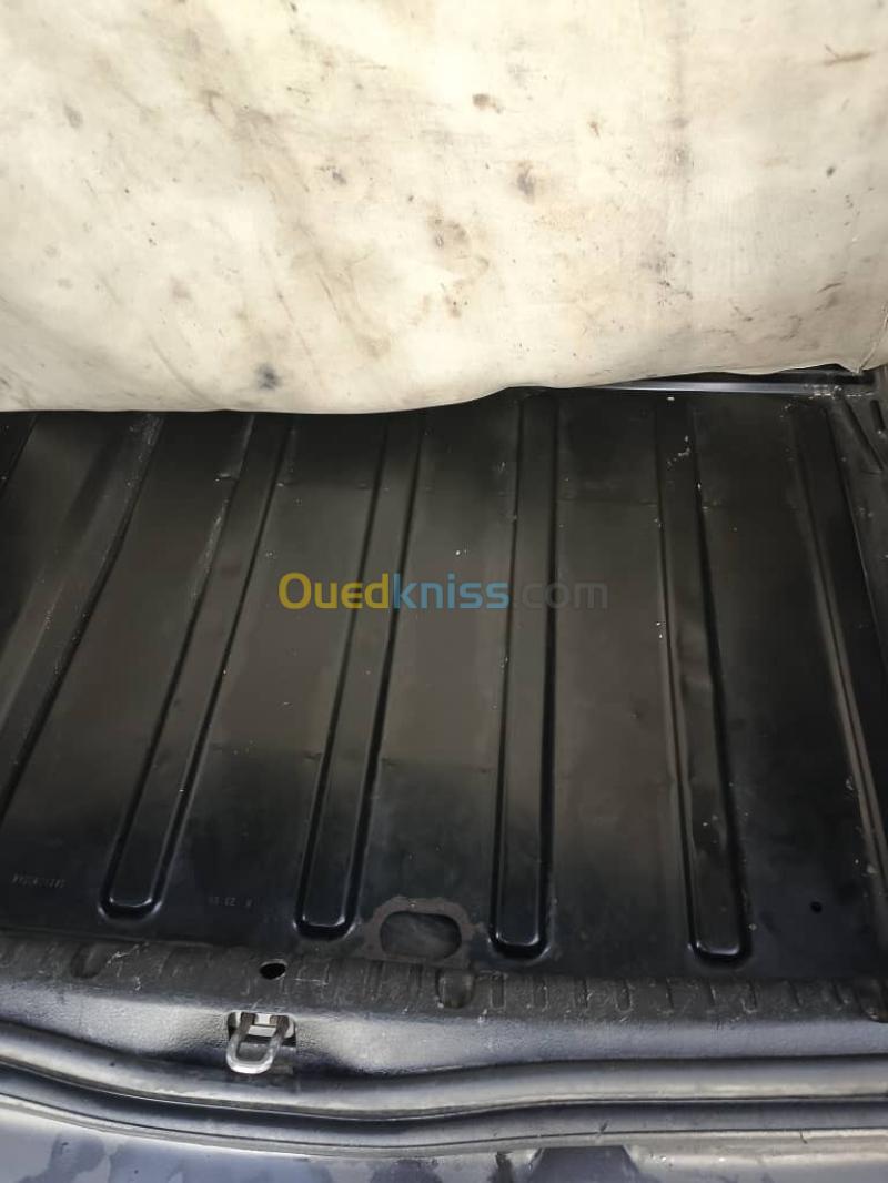 Renault Clio 2 1999 Clio 2 7
