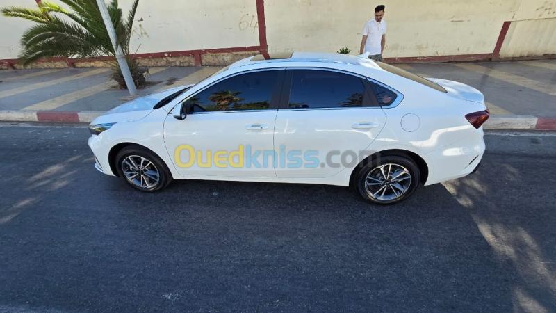 Kia K3 2025  2