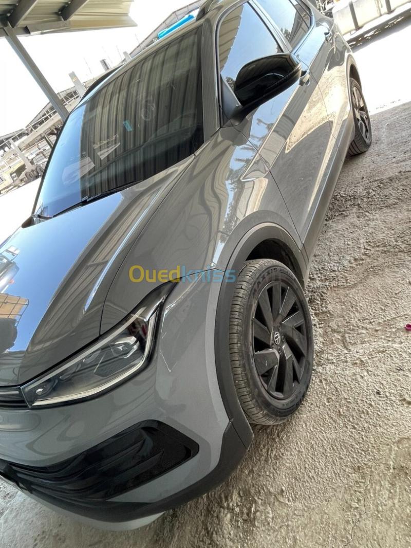 Volkswagen Tharu XR  2026  3