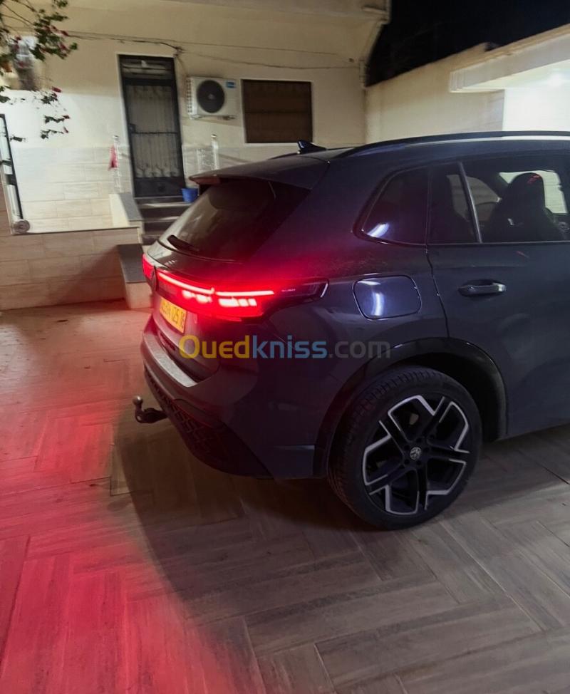 Volkswagen New Tiguan 2025 R-Line 8