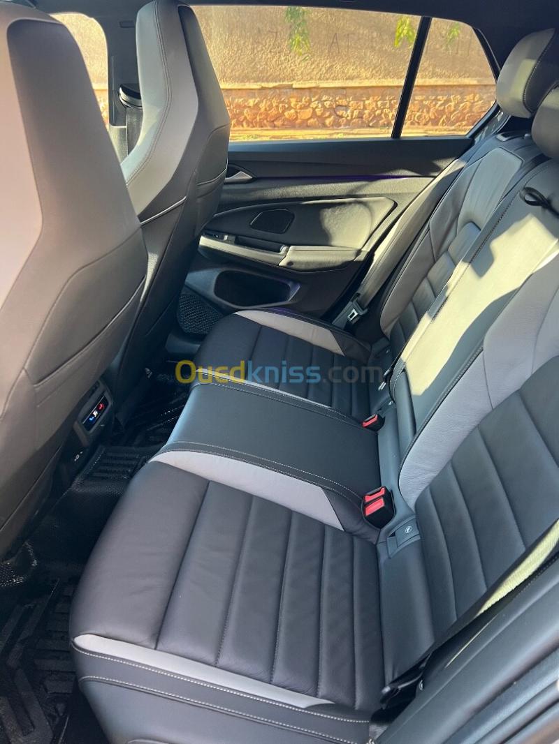 Volkswagen Golf 8 2024 GTD 8