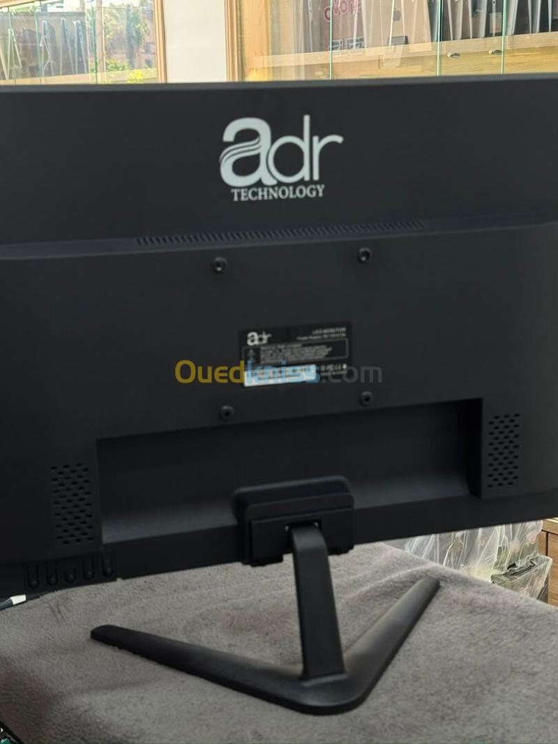 Ecran ADR 22" FHD 4