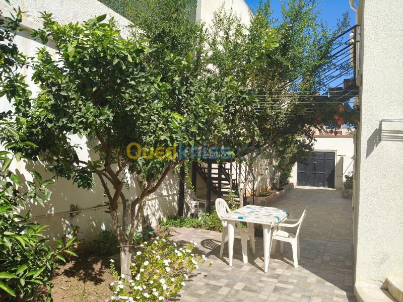 Location vacances Appartement Niveau de villa F2 Oran Oran 2