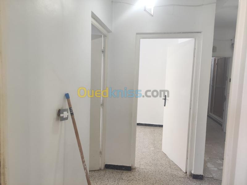 Location Appartement F3 Oran Oran 4