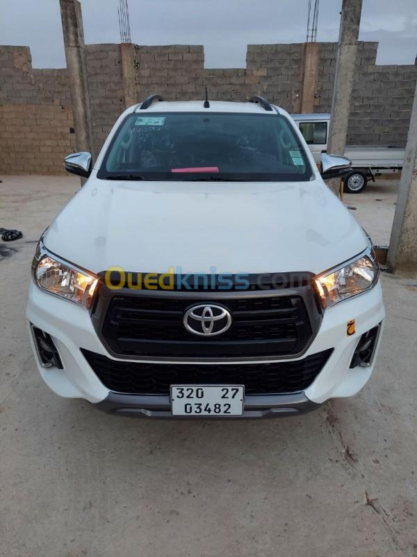 Toyota Hilux 2020 LEGEND DC 4x4 Pack Luxe