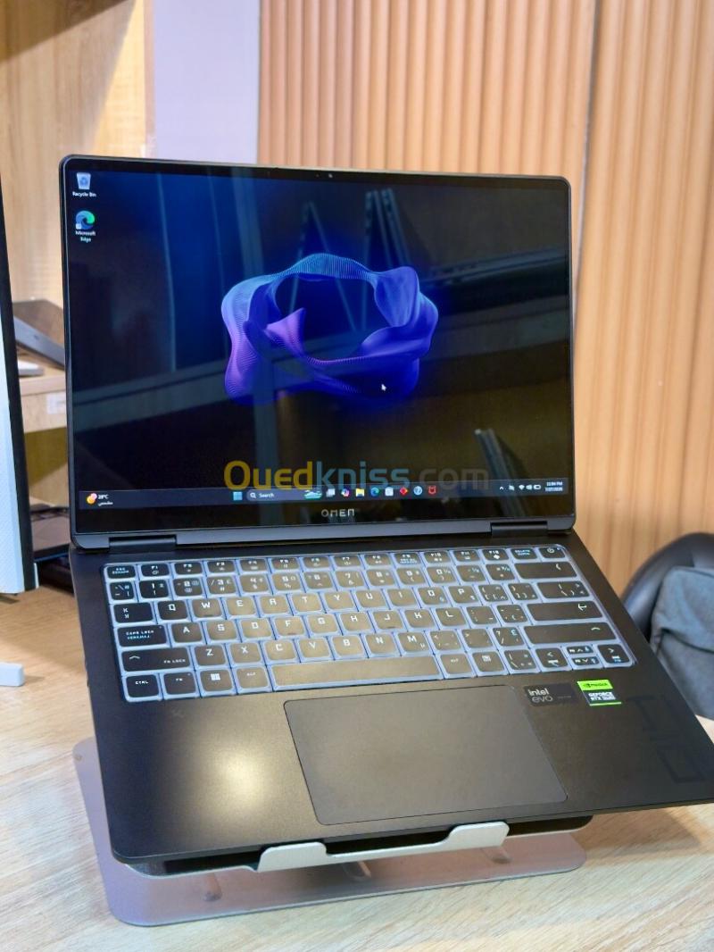 HP OMEN Transcend 14 Ultra 9 185H RTX 4060 32Go 1To OLED 120Hz Garantie 2