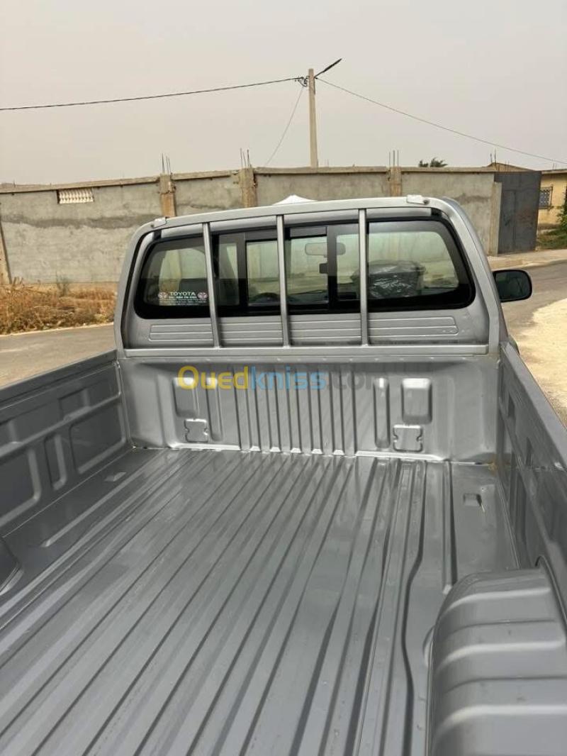 Toyota Hilux 2016 Hilux 8