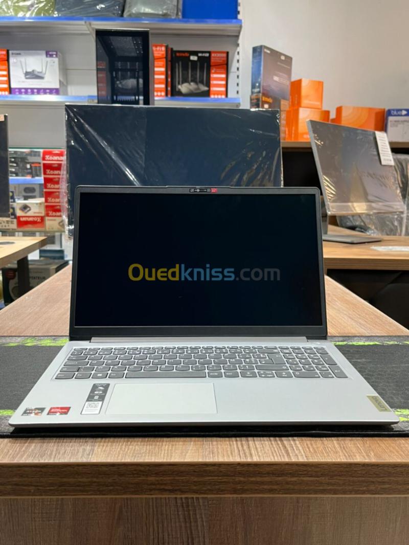 Lenovo IdeaPad 1 15AMN7 Ryzen 3 7320U Neuf sous emballage
