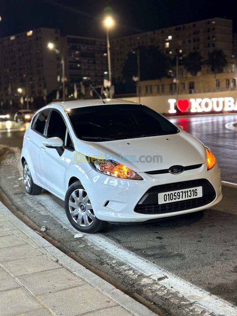Ford Fiesta 2013 City 4