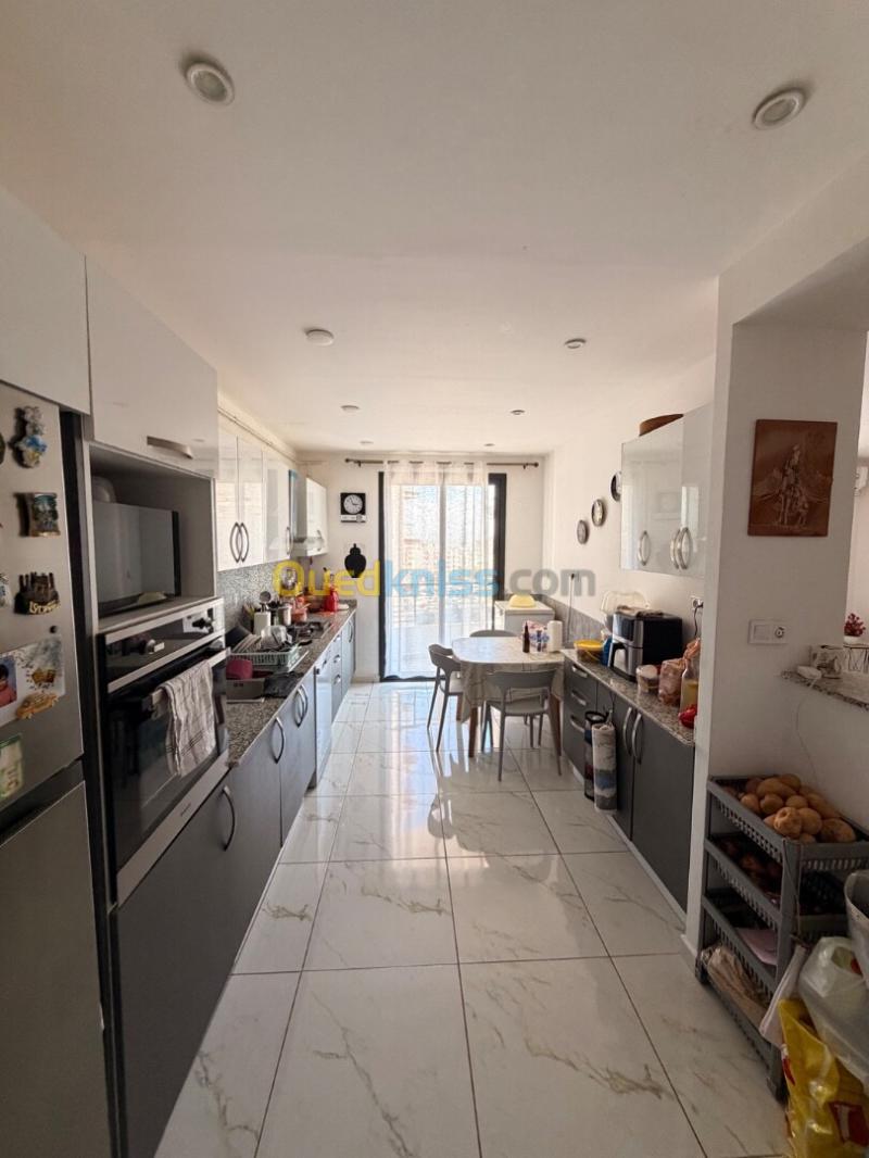 Vente Appartement F4 Oran Bir el djir 8
