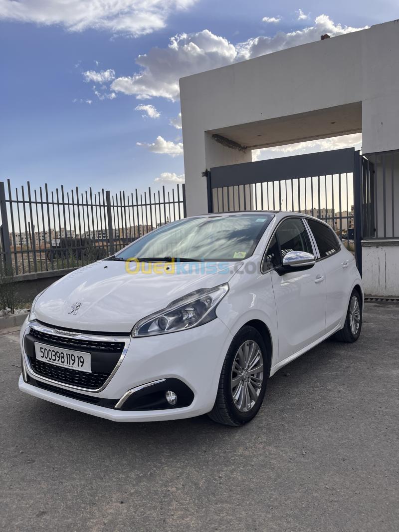 Peugeot 208 2019 Allure Facelift 11
