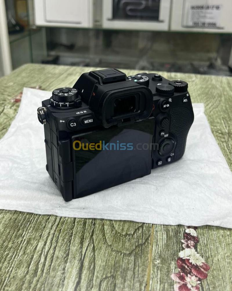 Sony Alpha 9 III 4
