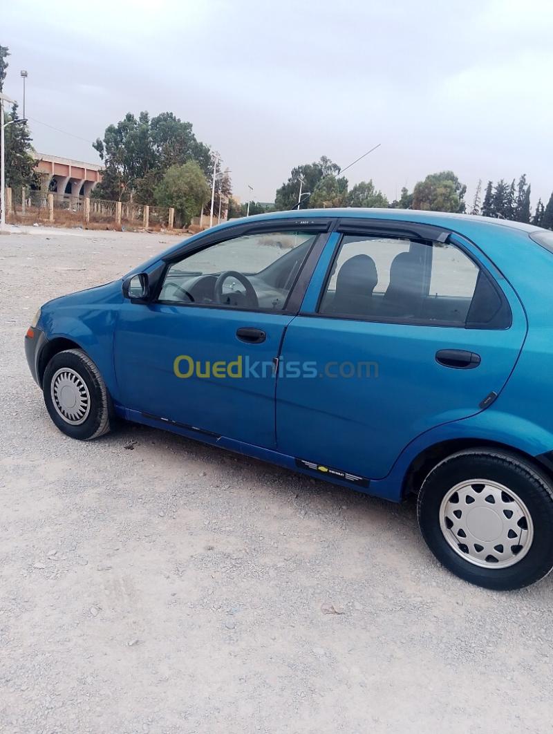 Chevrolet Aveo 4 portes 2004 Aveo 4 portes 5