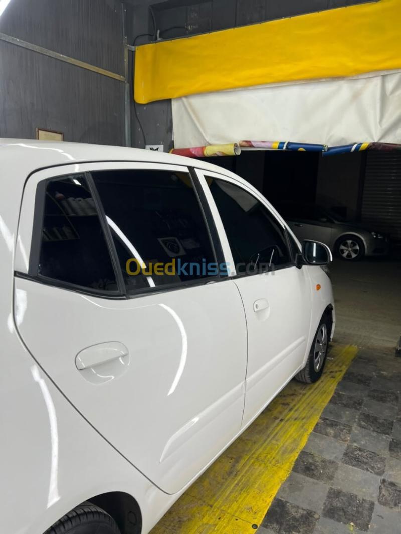 Hyundai i10 Plus 2016 PRESTIGE 3