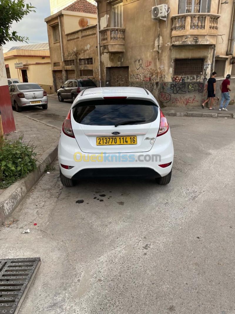 Ford Fiesta 2014  4